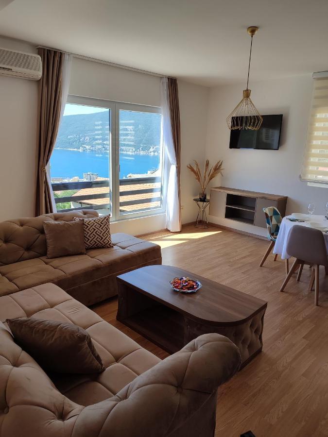 Appartement Elena à Herceg Novi Extérieur photo